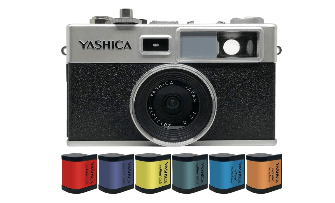  YASHICA digiFilm Camera Y35 (Launch Combo)