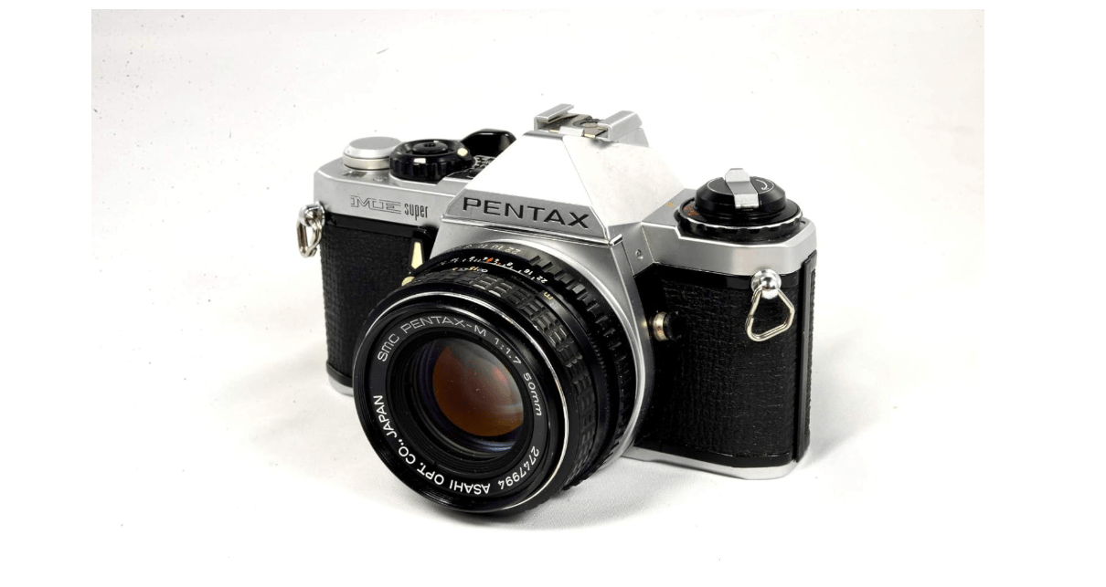 
Pentax ME Super 35mm SLR Camera Package
