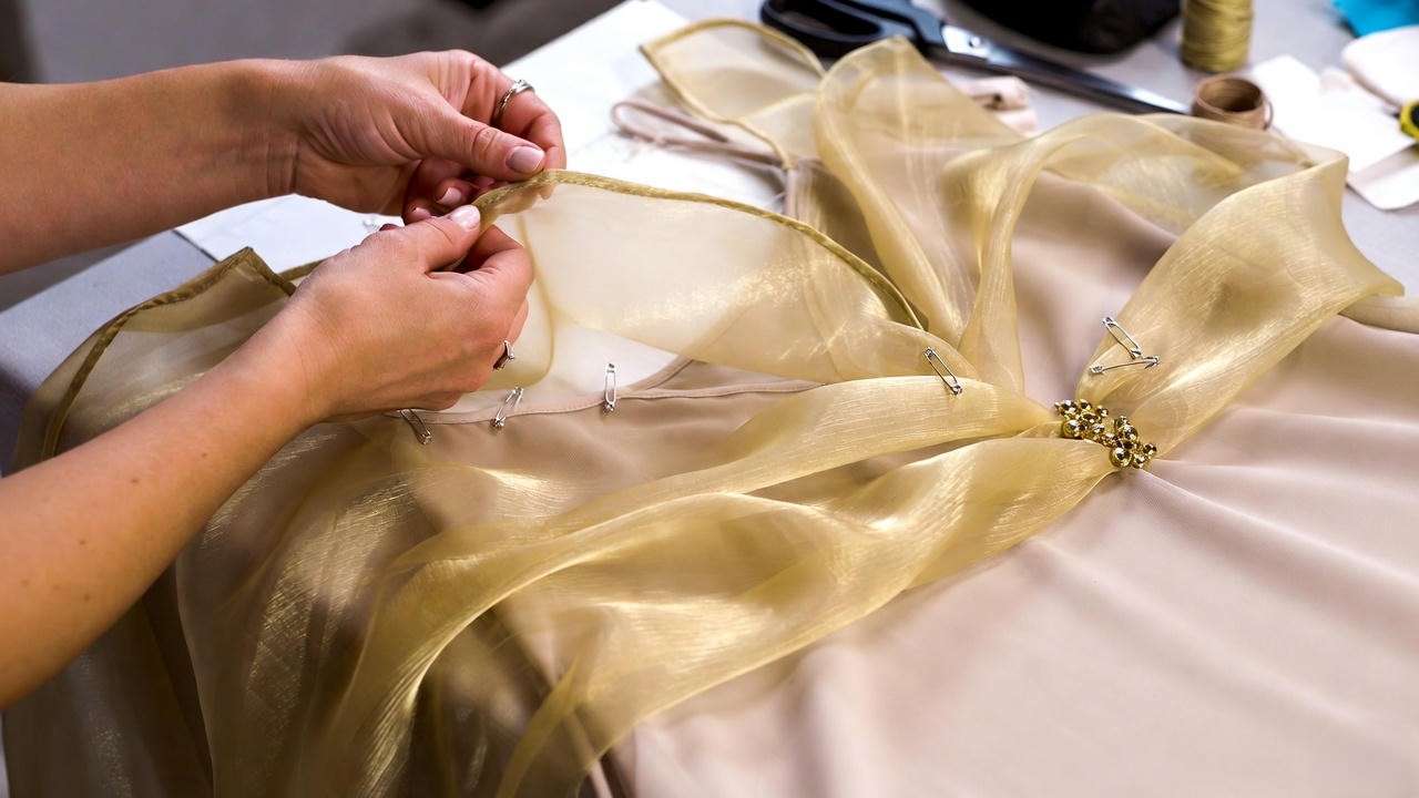 DIY Cleopatra costume draping gold chiffon gown step-by-step tutorial
