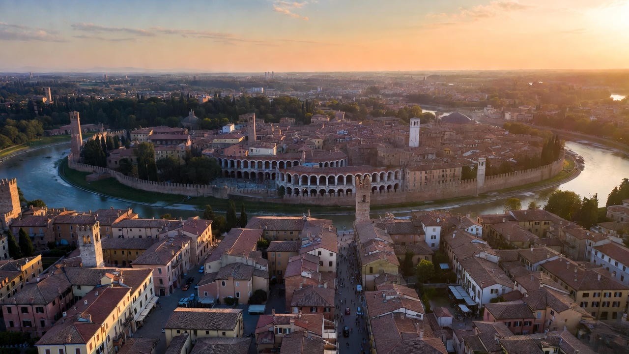 Place under the H3 heading "Verona in the Late Middle Ages and Renaissance"