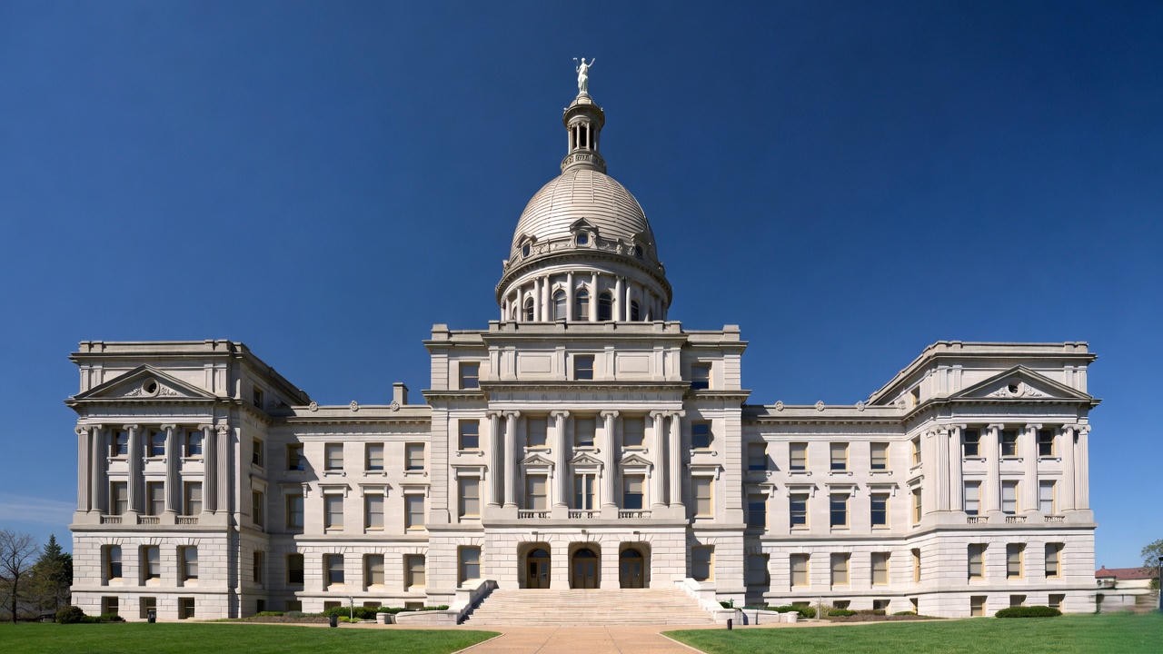 Indiana Statehouse building in Indianapolis representing state laws including Romeo and Juliet exception