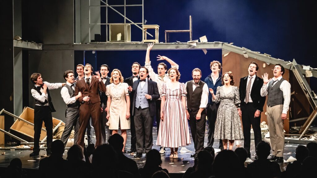 the play that goes wrong characters