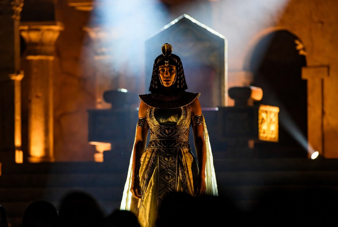 Shakespeare Antony and Cleopatra theatrical performance pop culture Cleopatra legacy