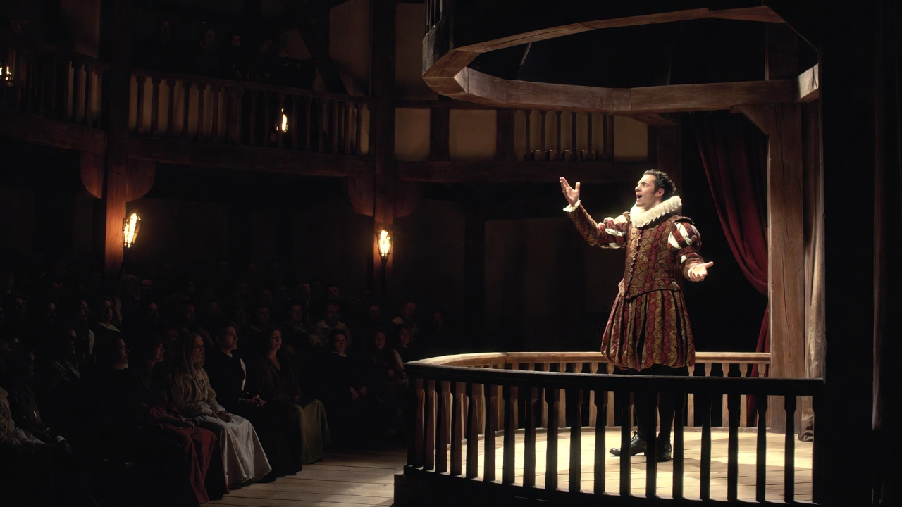 Chorus narrator on Elizabethan stage in Shakespeare's Henry V invoking imagination