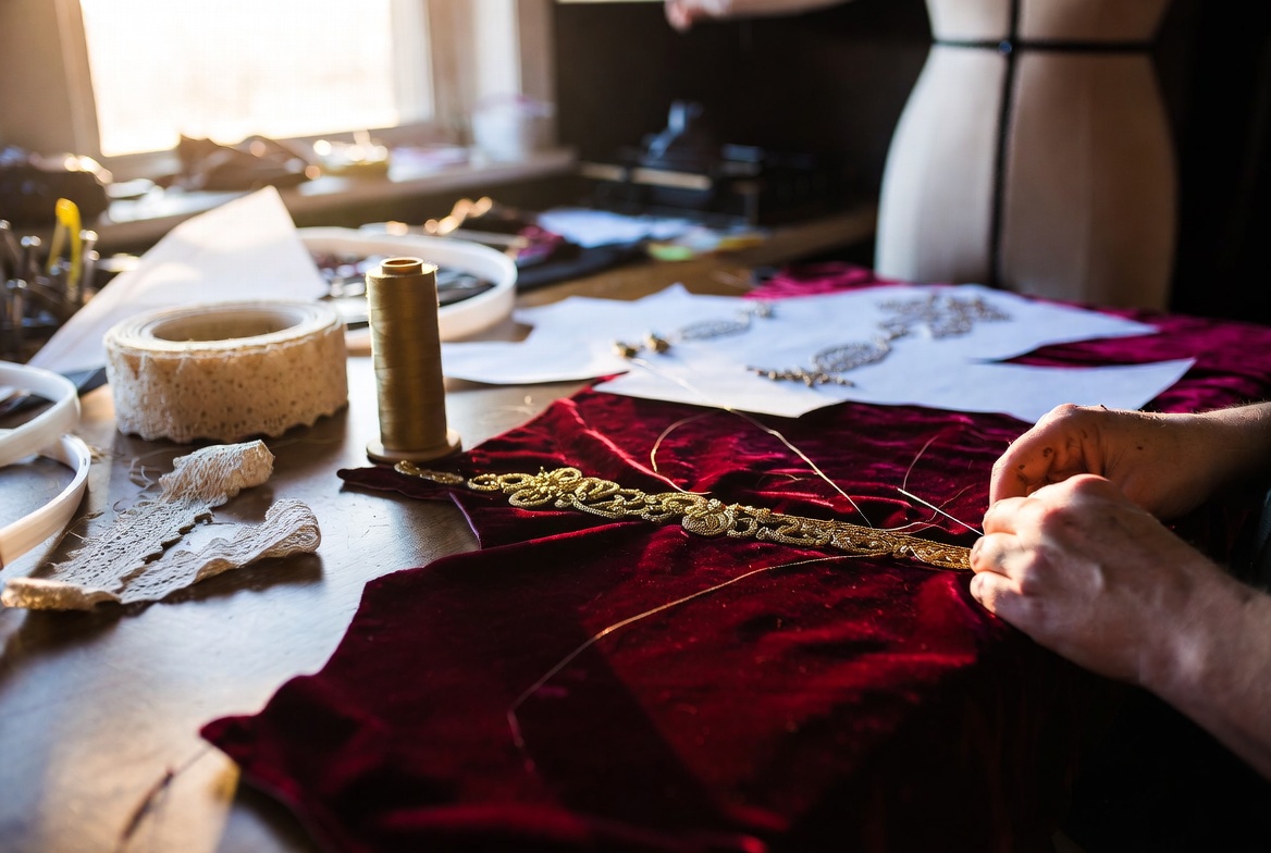 DIY Lady Macbeth costume tutorial step by step Jacobean gown sewing guide