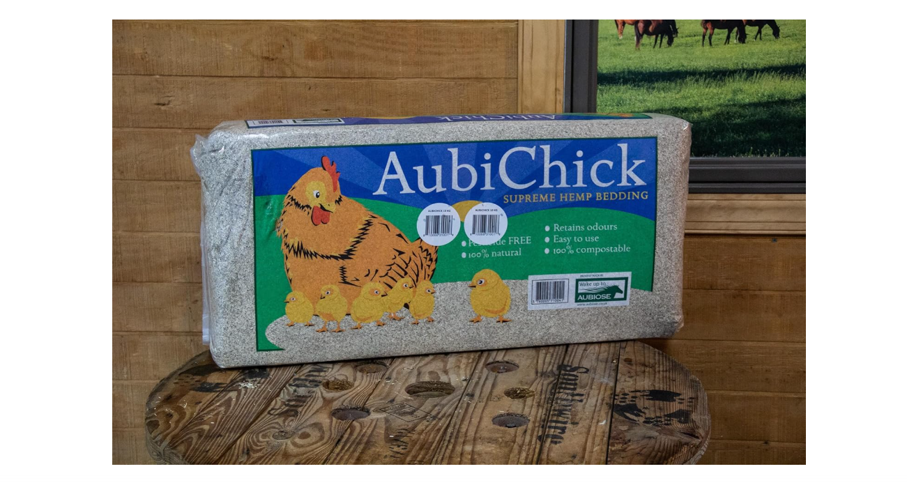 AubiChick Hemp Bedding for Chickens and Other Small Animals | 22lb