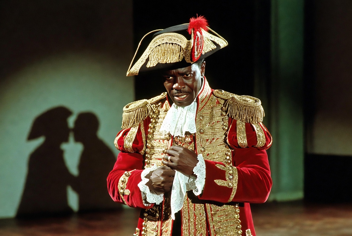 Shakespeare's Othello character clutching handkerchief jealousy scene