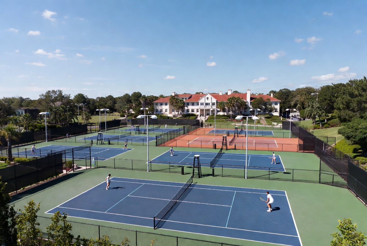 Tennis and pickleball courts at The Hamlet Golf and Country Club in Commack NY with players enjoying the facilities