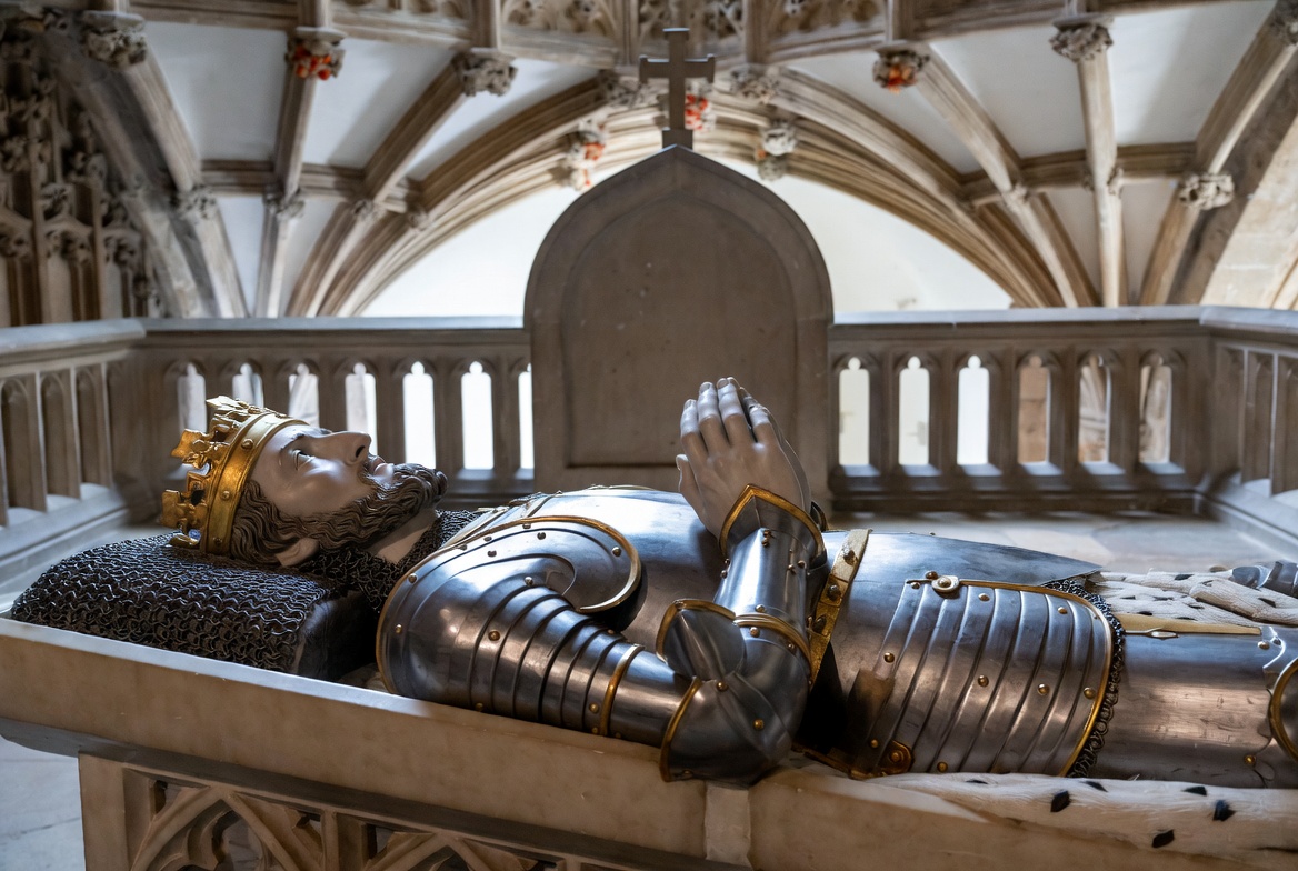 Henry V tomb effigy at Westminster Abbey