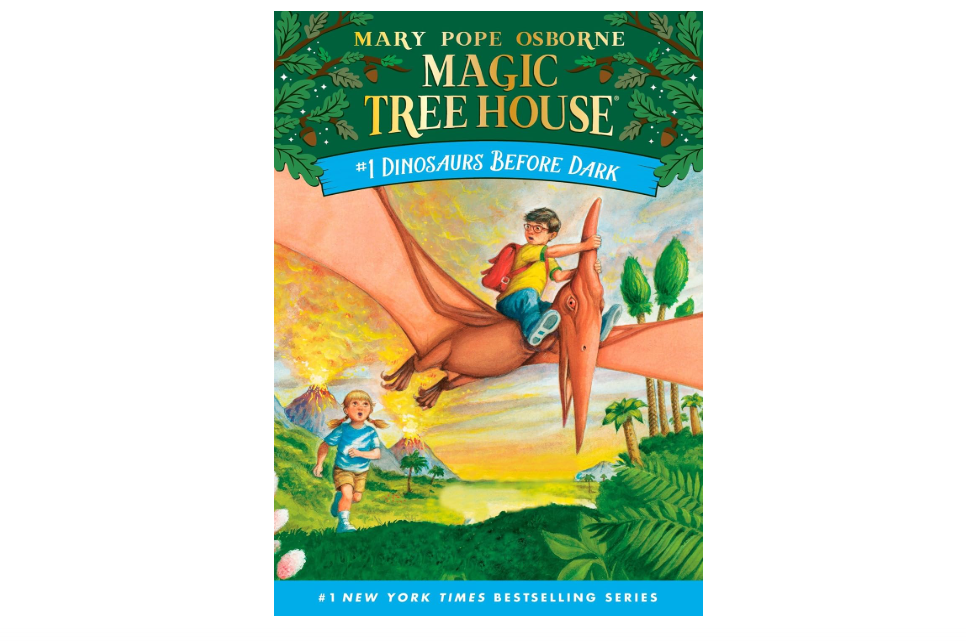 Dinosaurs Before Dark (Magic Tree House, No. 1) 