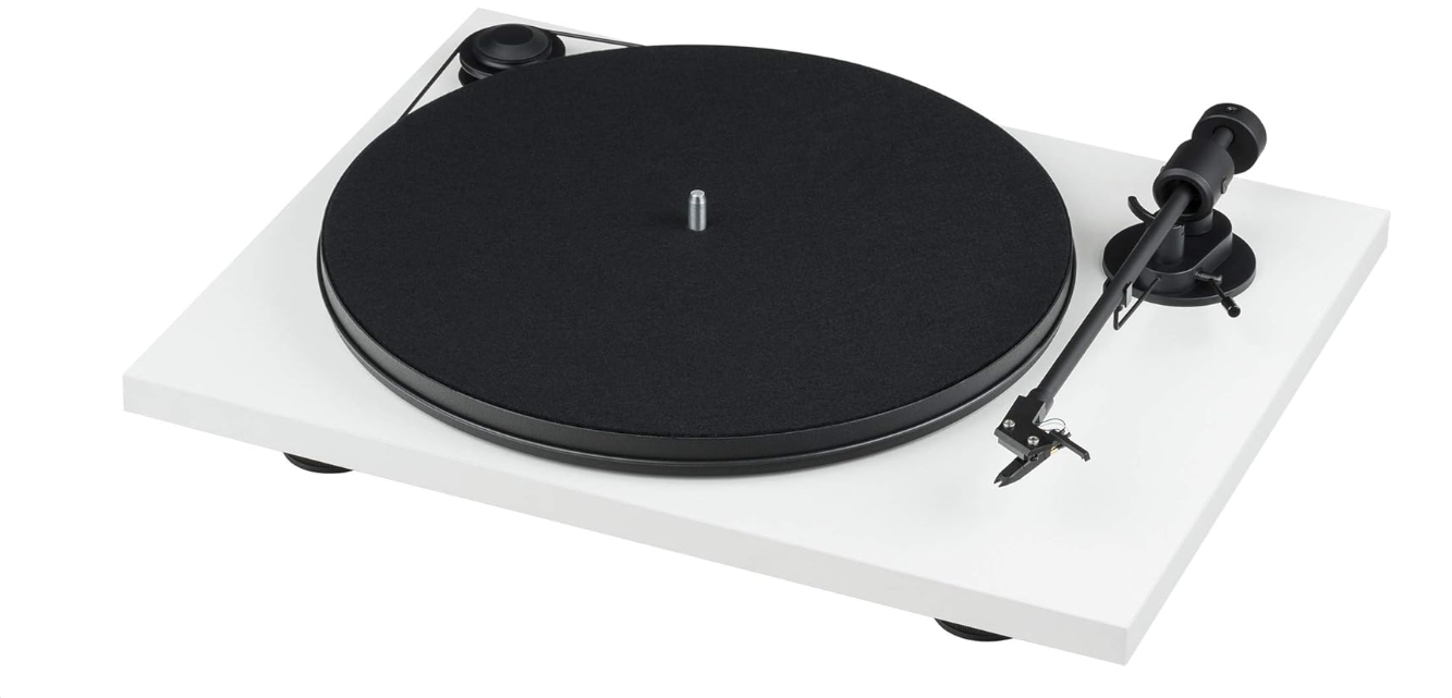 Pro-Ject Primary E Phono, Turntable Line-Out and Previous Switchable with OM NN Capsule (White) 